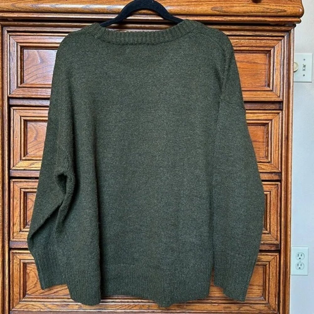 Old Navy Sweater
